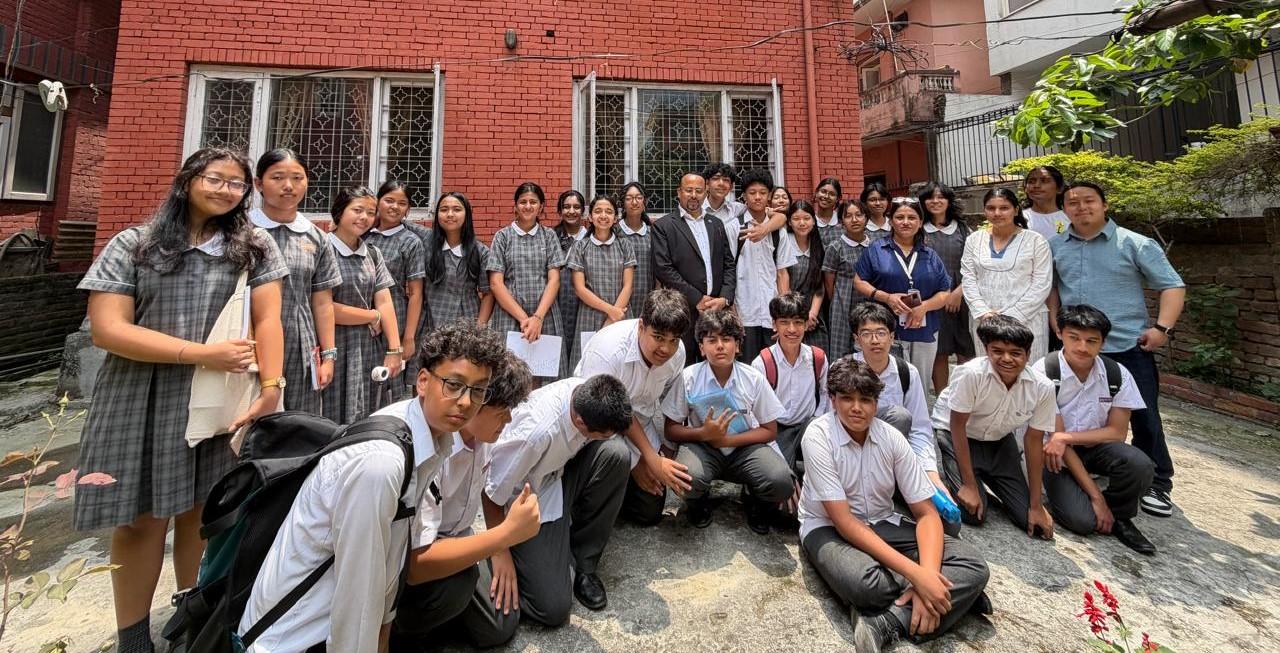 HURON Hosts Students of John Dewey H.S. School for an Interactive Human Rights Learning Session