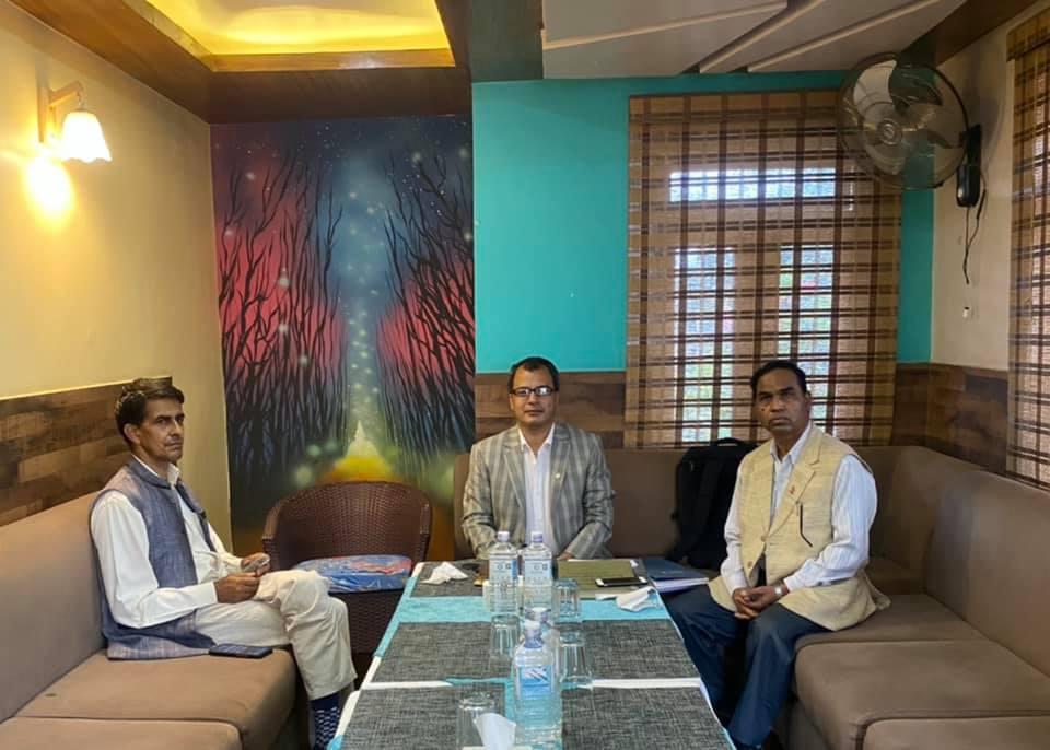 केन्द्रीय सदस्यज्यूहरु विच वैठक